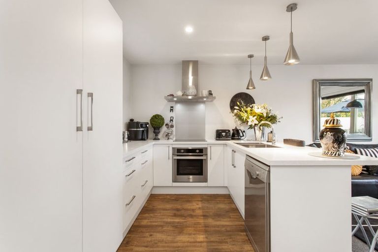 Photo of property in 160b Rossall Street, Merivale, Christchurch, 8014