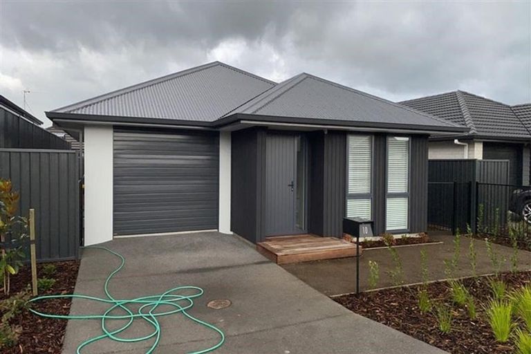 Photo of property in 10 Ash Lane, Omokoroa, 3114