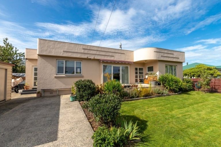 Photo of property in 16 Severn Street, Mosgiel, 9024