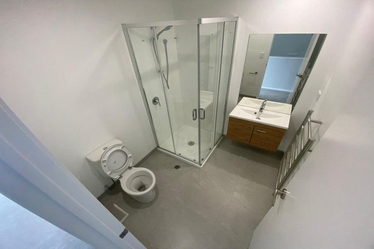 Photo of property in 8 Tima Lane, Mangere Bridge, Auckland, 2022