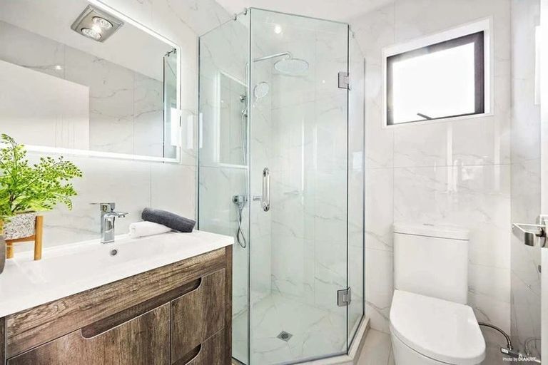 Photo of property in 1f Deering Place, Papatoetoe, Auckland, 2025