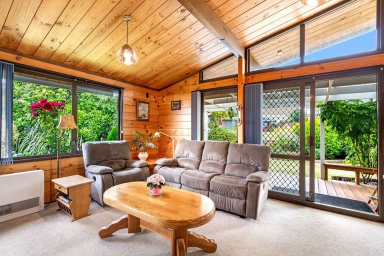 Photo of property in 12 Bens Place, Springvale, Whanganui, 4501