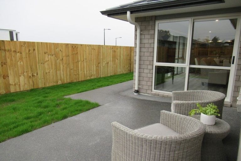 Photo of property in 7 Nellie Drive, Kumeu, 0810