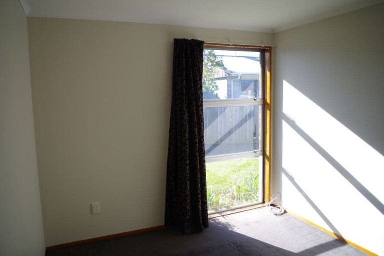 Photo of property in 2/9 Allard Street, Edgeware, Christchurch, 8013