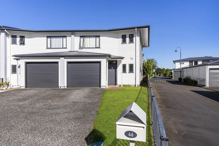 Photo of property in 46/2 Armoy Drive, East Tamaki, Auckland, 2016