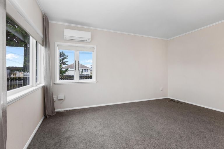 Photo of property in 185 Studholme Street, Morrinsville, 3300