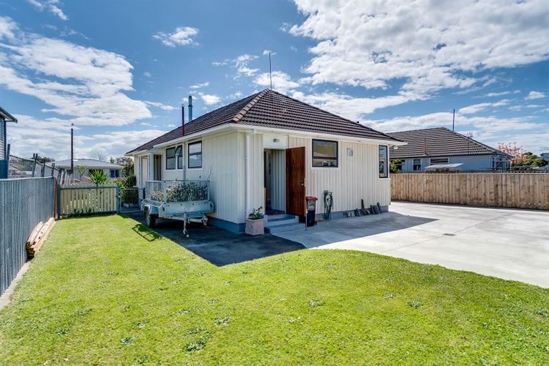 Photo of property in 52 Massey Crescent, Marewa, Napier, 4110