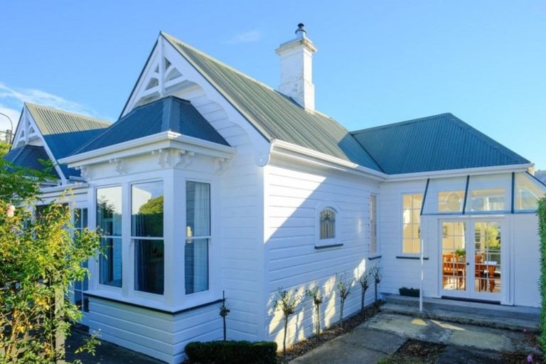 Photo of property in 2 Sim Street, Maori Hill, Dunedin, 9010