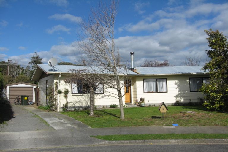 Photo of property in 6 Kirkcaldie Grove, Levin, 5510