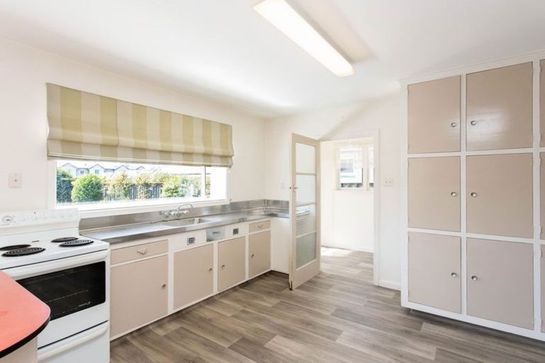 Photo of property in 3 Ruru Road, Linwood, Christchurch, 8062