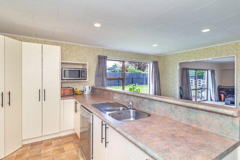 Photo of property in 97a Weraroa Road, Levin, 5510