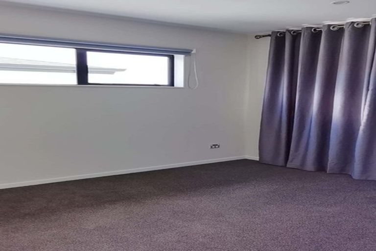 Photo of property in 98 Cardiff Road, Pakuranga, Auckland, 2010