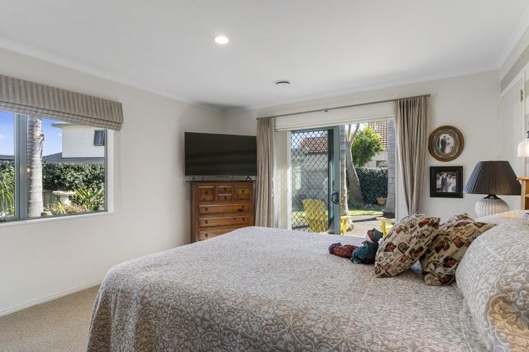 Photo of property in 15 Montego Drive, Papamoa Beach, Papamoa, 3118