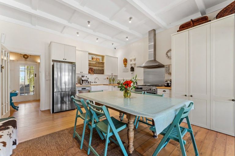 Photo of property in 331 Kaipara Flats Road, Warkworth, 0981