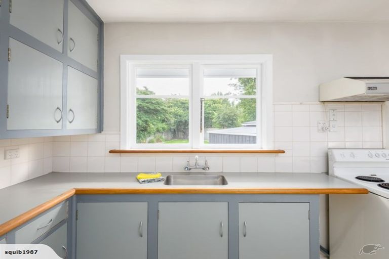 Photo of property in 1 Dalton Place, Burnside, Christchurch, 8053