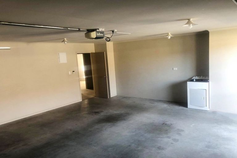 Photo of property in 28 Kinder Place, Ngongotaha, Rotorua, 3010