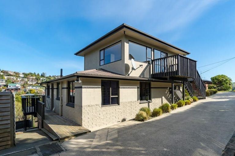 Photo of property in 1 Shirley Place, Kenmure, Dunedin, 9011