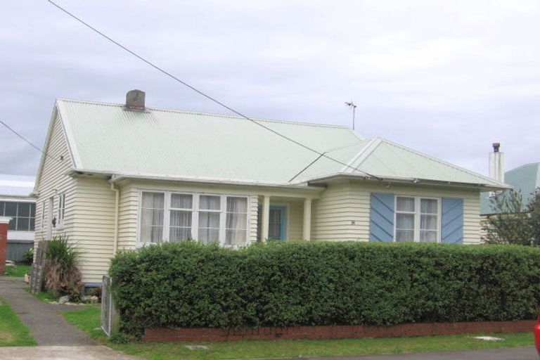 Photo of property in 20 Tirangi Road, Moera, Lower Hutt, 5010