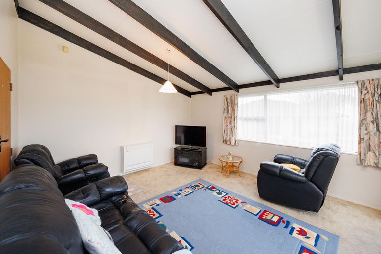 Photo of property in 11 Moyne Avenue, Milson, Palmerston North, 4414