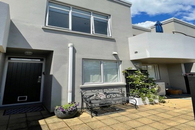 Photo of property in 5/29 Third Avenue, Tauranga, 3110