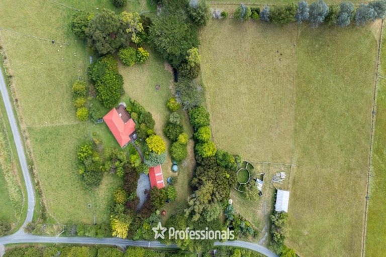 Photo of property in 235 Marchant Road, Kaitoke, Upper Hutt, 5018