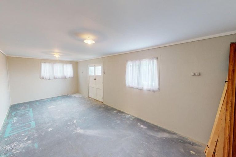 Photo of property in 24 Read Street, Levin, 5510