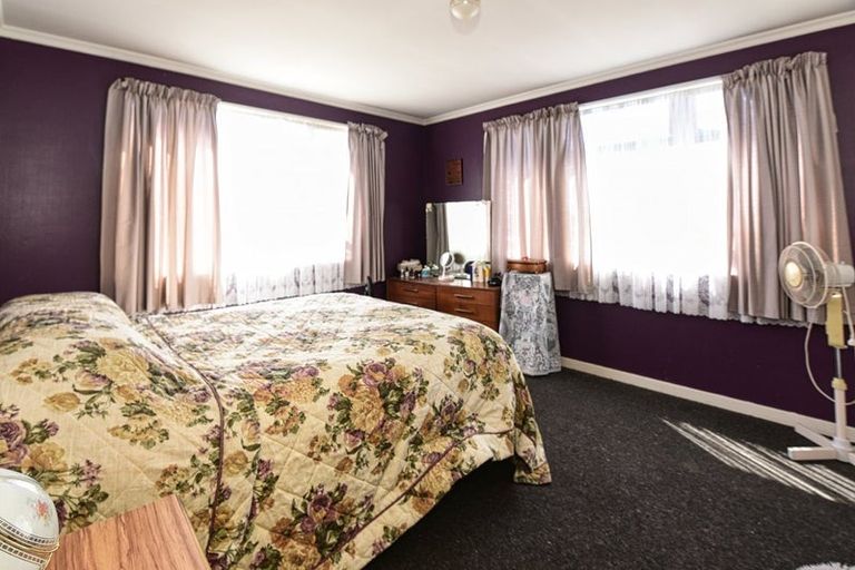 Photo of property in 15 Manchester Street, Tinwald, Ashburton, 7700