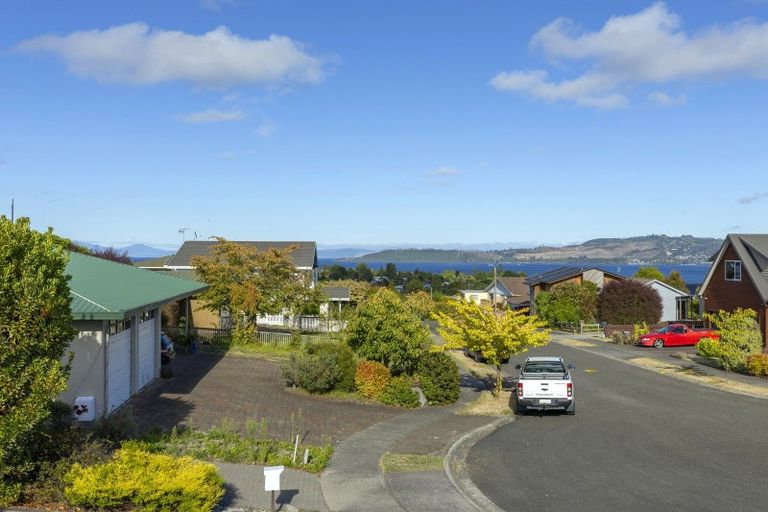 Photo of property in 1/12 Golders Place, Richmond Heights, Taupo, 3330