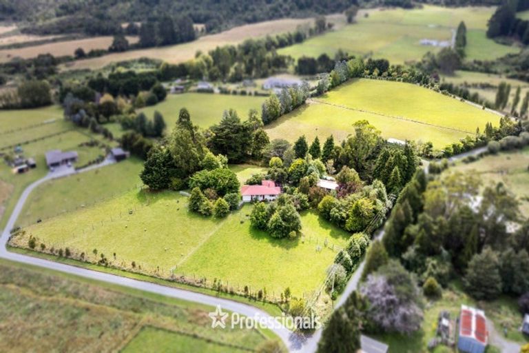 Photo of property in 235 Marchant Road, Kaitoke, Upper Hutt, 5018