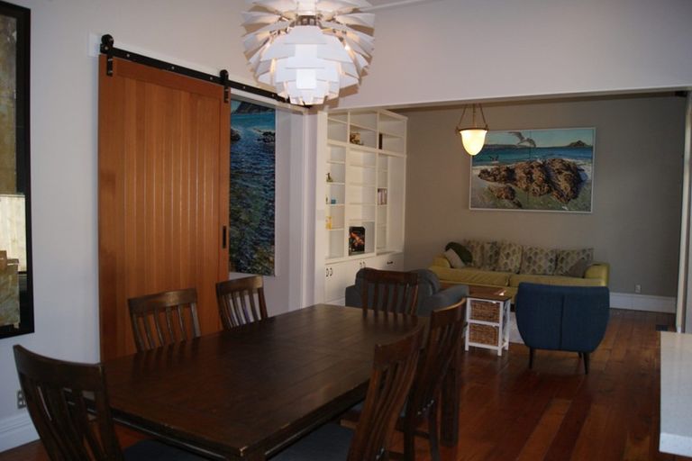 Photo of property in 122a Derwent Street, Island Bay, Wellington, 6023