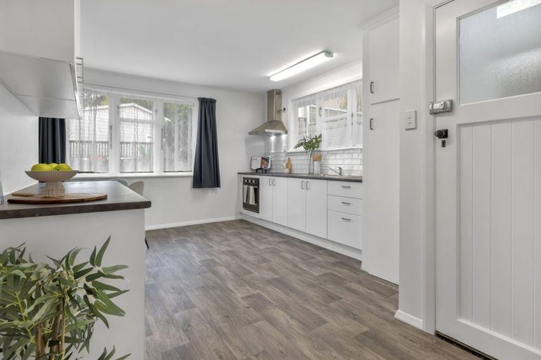 Photo of property in 9 Hampshire Street, Cannons Creek, Porirua, 5024
