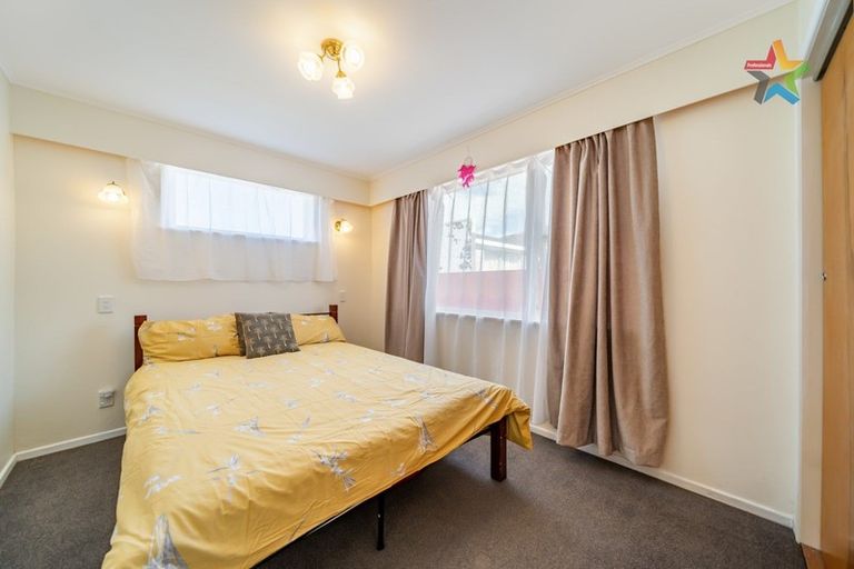 Photo of property in 33a Percy Cameron Street, Avalon, Lower Hutt, 5011