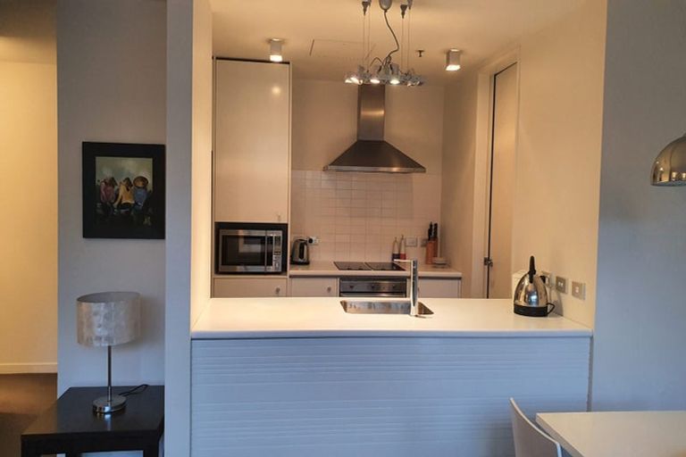 Photo of property in Montreaux Apartments, 3k/164 The Terrace, Wellington Central, Wellington, 6011