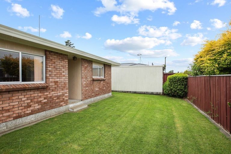 Photo of property in 14 Hilton Road, St Andrews, Hamilton, 3200
