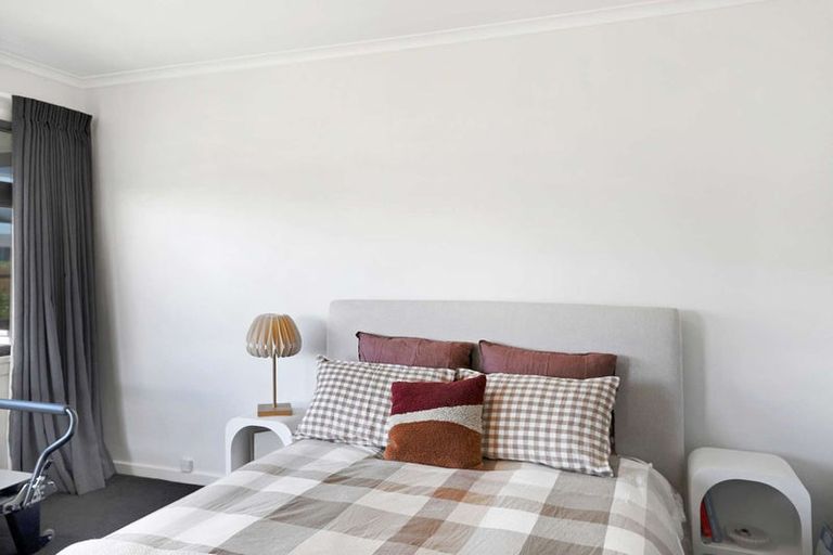 Photo of property in 94 Mcmurdo Street, Tinwald, Ashburton, 7700