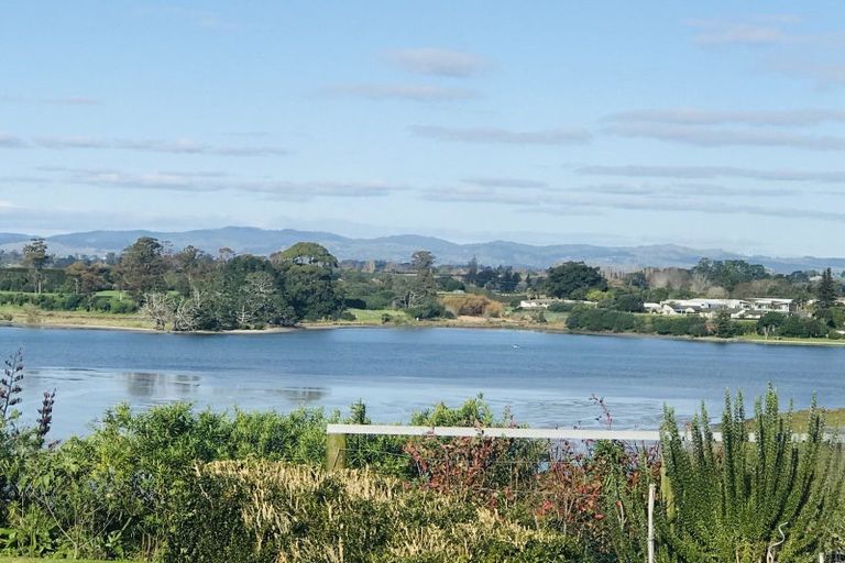 Photo of property in 37 Bert Wall Drive, Omokoroa, 3114