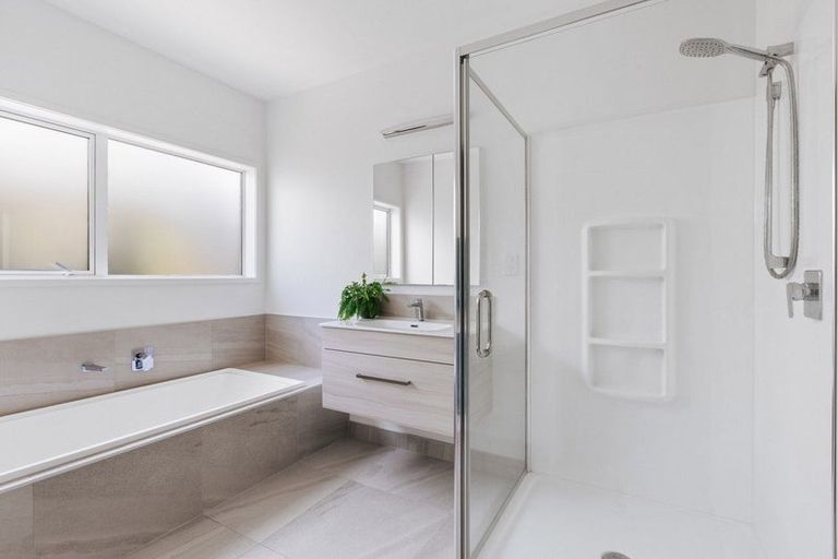 Photo of property in 4 Pinkerton Place, Ohauiti, Tauranga, 3112