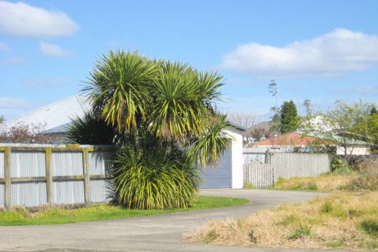 Photo of property in 6 Tawa Street, Edgecumbe, 3120