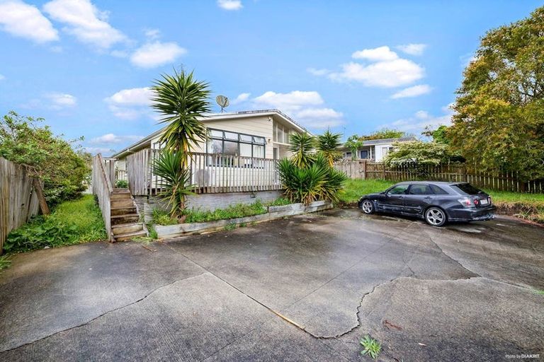 Photo of property in 40 Taurus Crescent, Beach Haven, Auckland, 0626