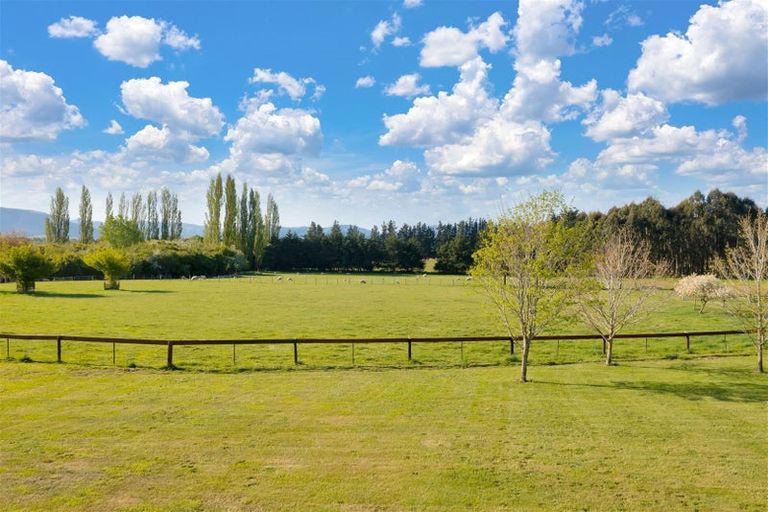 Photo of property in 556 Barkers Road, Loburn, Rangiora, 7472