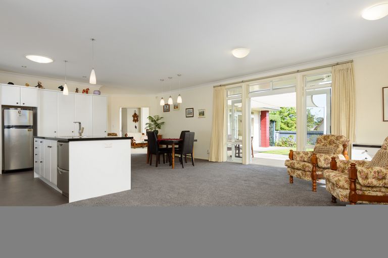 Photo of property in 74 Orange Lane, Bethlehem, Tauranga, 3110