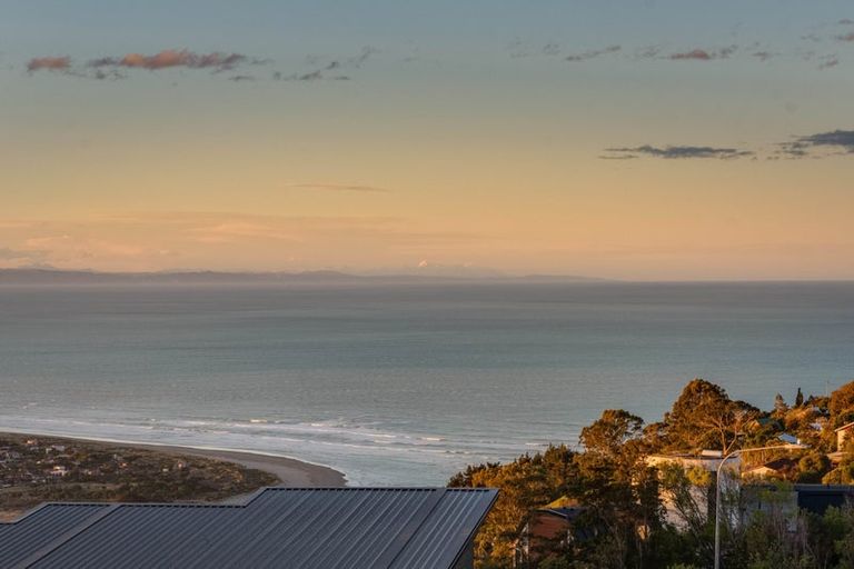 Photo of property in 5 Loader Lane, Clifton, Christchurch, 8081