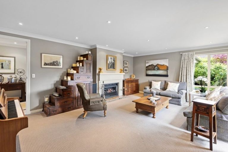 Photo of property in 7 Gleneagles Terrace, Ilam, Christchurch, 8053