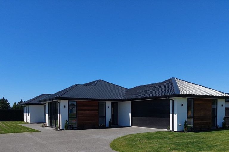 Photo of property in 9 Merino Crescent, Kirwee, 7571