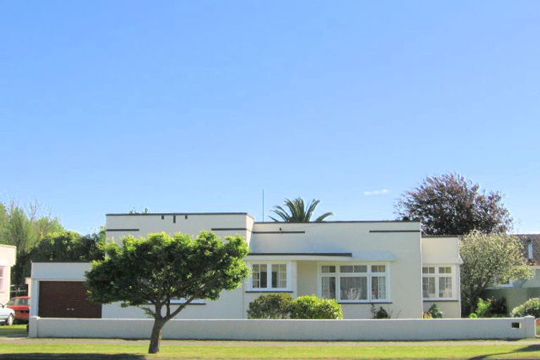 Photo of property in 76 Ormond Road, Whataupoko, Gisborne, 4010