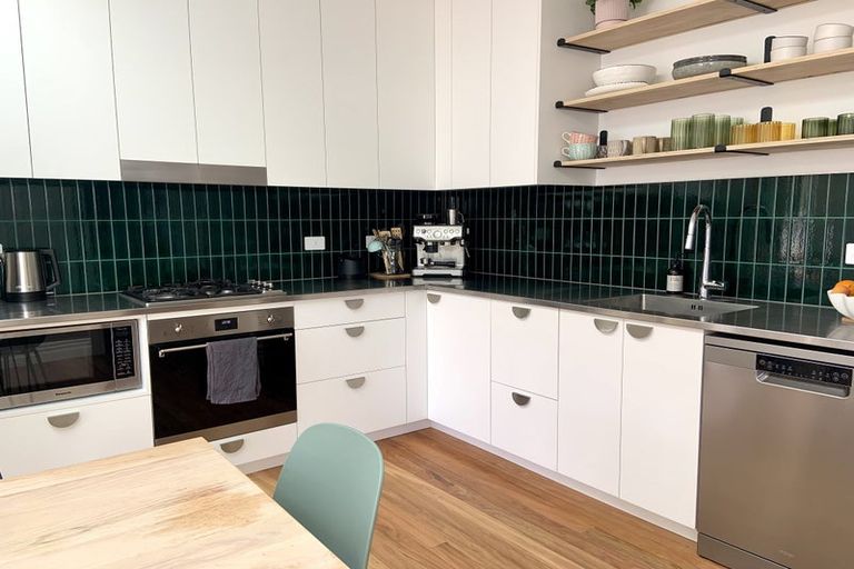 Photo of property in 62 Saint Davids Street, Lyttelton, 8082