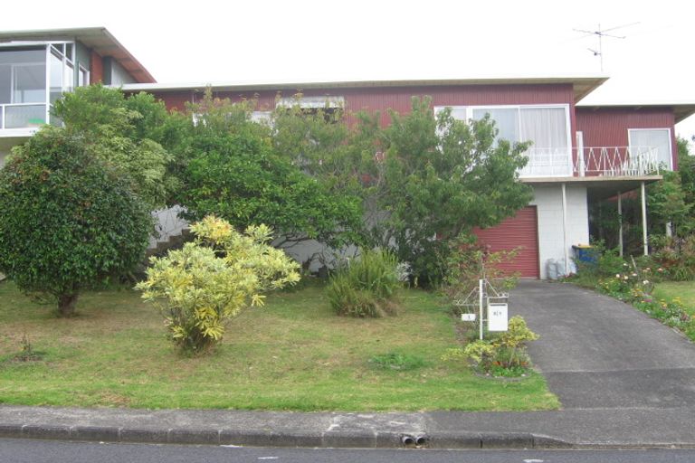 Photo of property in 2/1 Kaihu Street, Northcote, Auckland, 0627