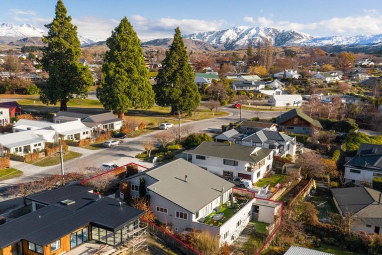 Photo of property in 10 Suffolk Street, Arrowtown, 9302