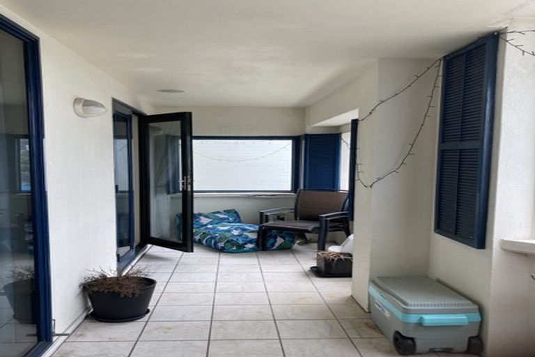 Photo of property in 3/154 Oriental Parade, Oriental Bay, Wellington, 6011