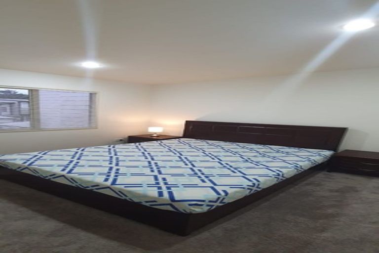 Photo of property in 1/206 Manuka Road, Bayview, Auckland, 0629